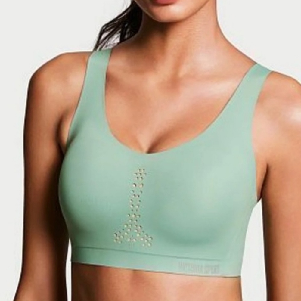 VICTORIA'S SECRET Angel Max Sports BRA.  32B